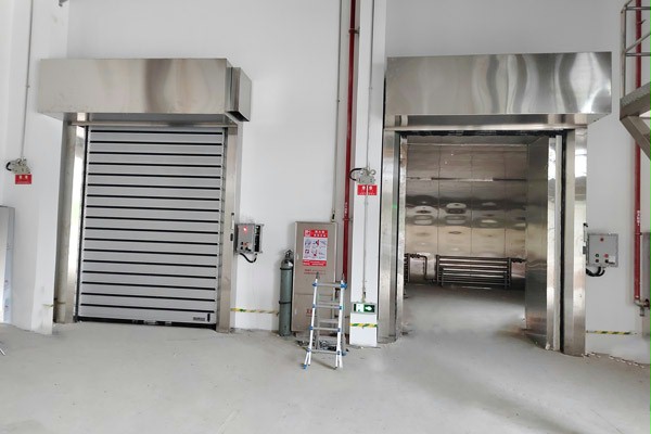 快关电动卷帘门厂家怎么选？美高门业为工业厂房提供智能联动门体方案插图3