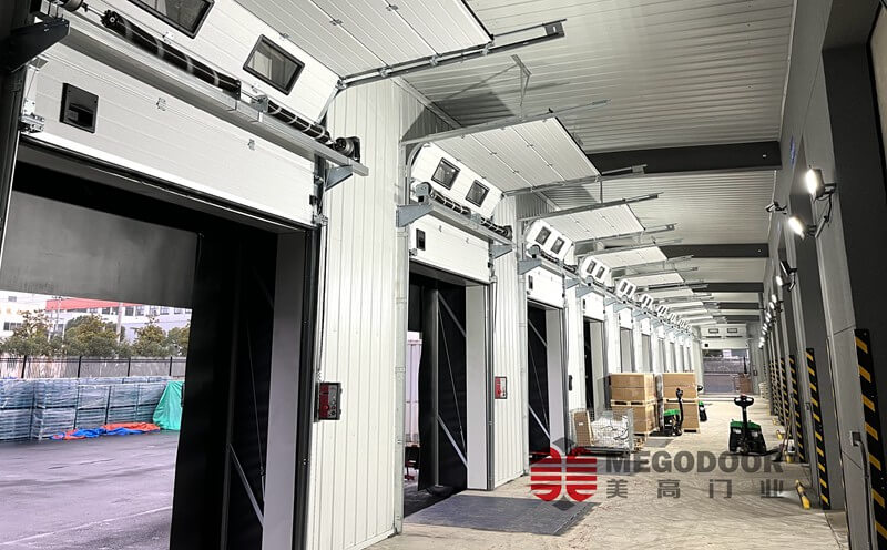 南京先声药业选用美高门业仓库提升门插图 南京先声药业选用美高门业仓库提升门插图