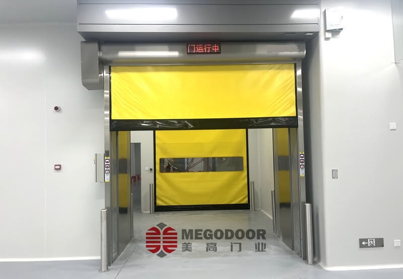 食品级厂房门防蚊虫妙招：快速卷帘门 + 双门互锁，打造更洁净生产环境插图1