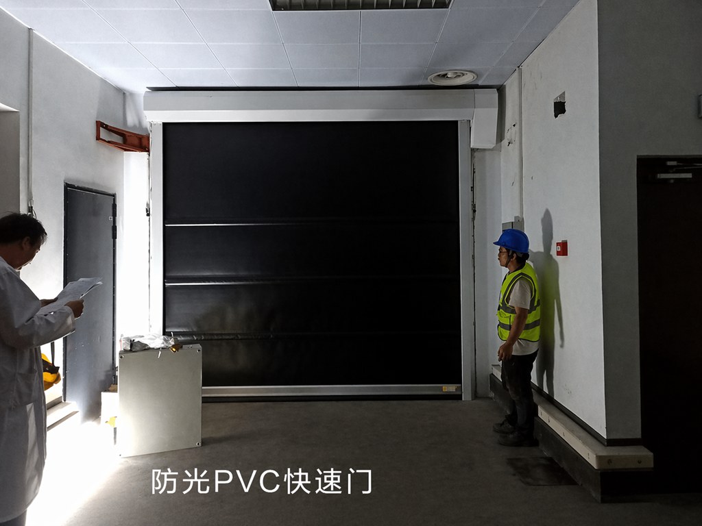 暗室防光卷帘门插图4